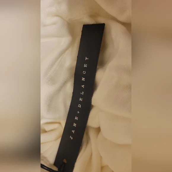 White Sweatshirt with Croissant Design - Picture 4 of 4